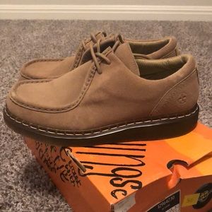 Dr. Martens “Kiera”